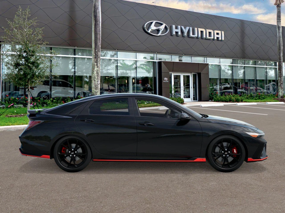 2026 Hyundai Elantra - Image 7 of 17