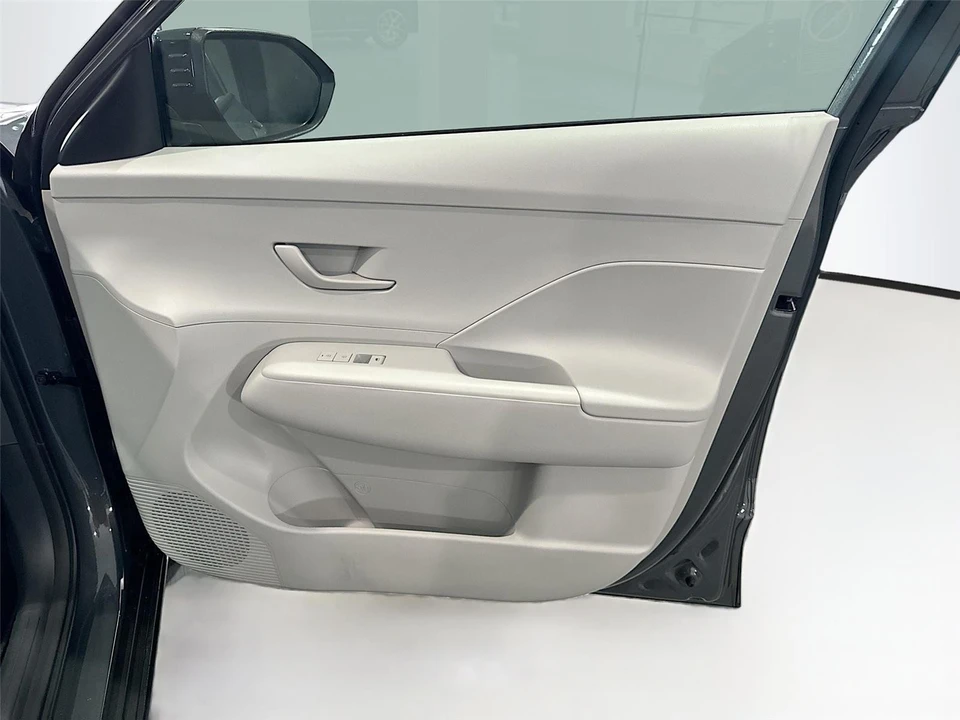 2026 Hyundai Kona - Image 14 of 16