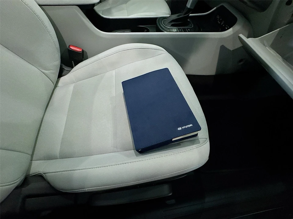 2026 Hyundai Kona - Image 23 of 31