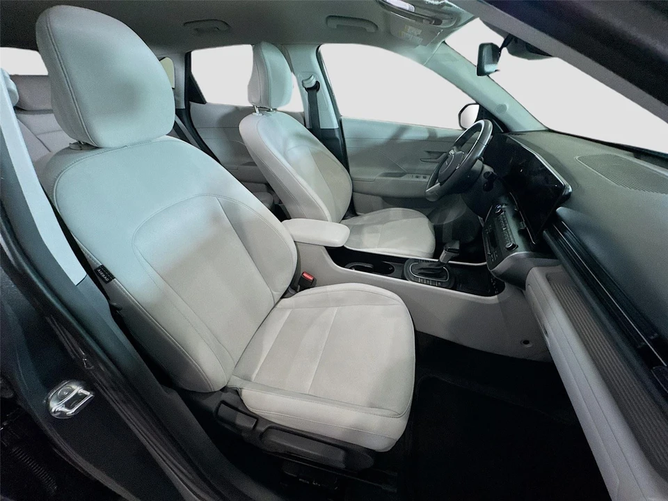 2026 Hyundai Kona - Image 21 of 31