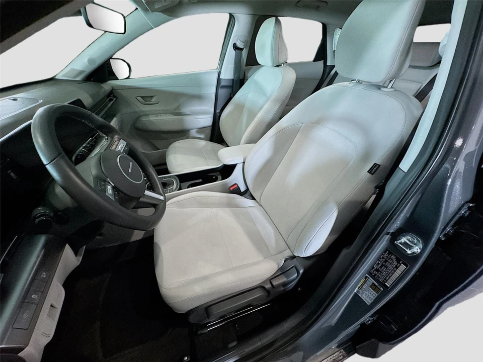 2026 Hyundai Kona - Image 2 of 31