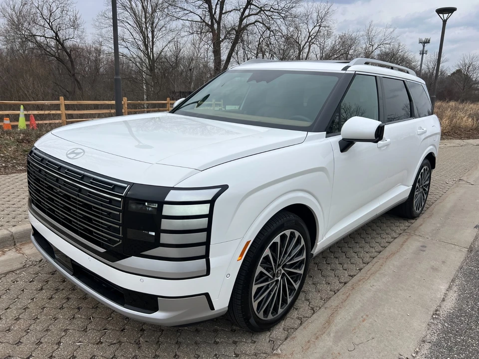 2026 Hyundai Palisade - Image 3 of 21
