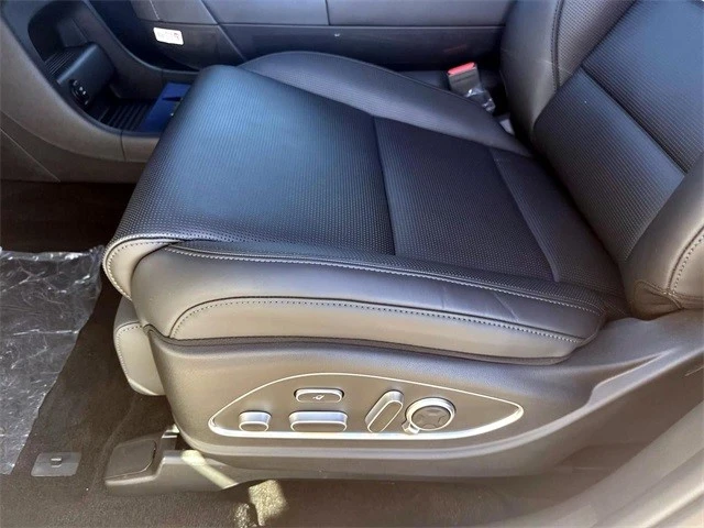 2026 Hyundai Palisade - Image 20 of 21