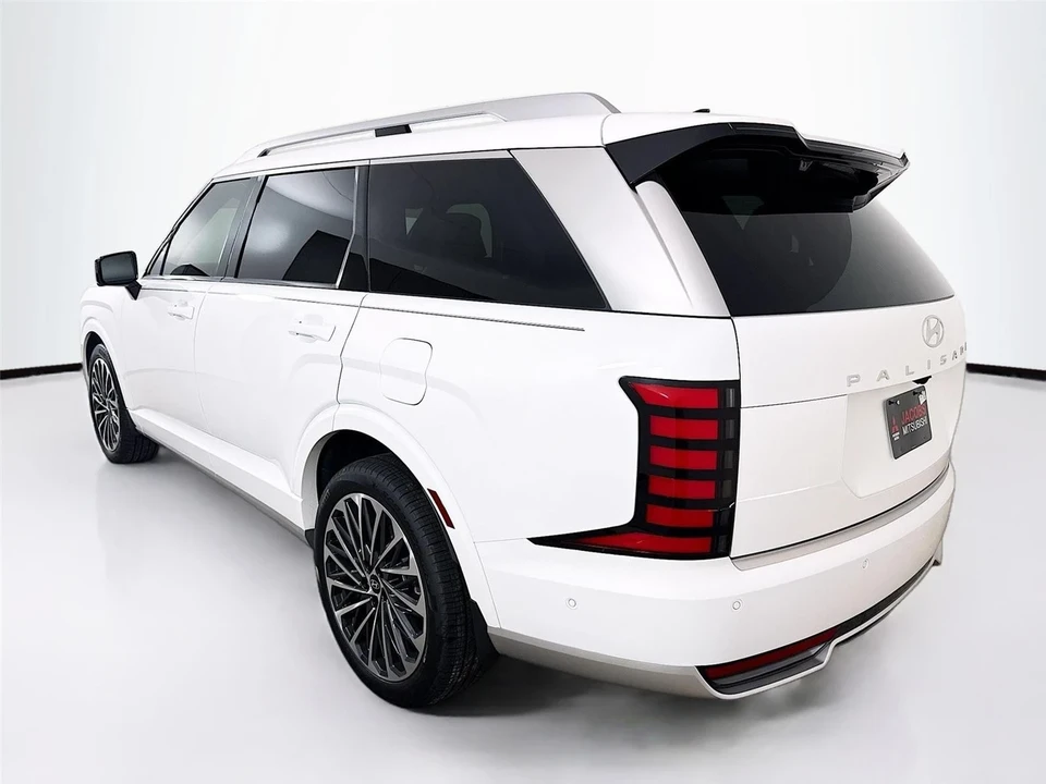 2026 Hyundai Palisade - Image 5 of 21