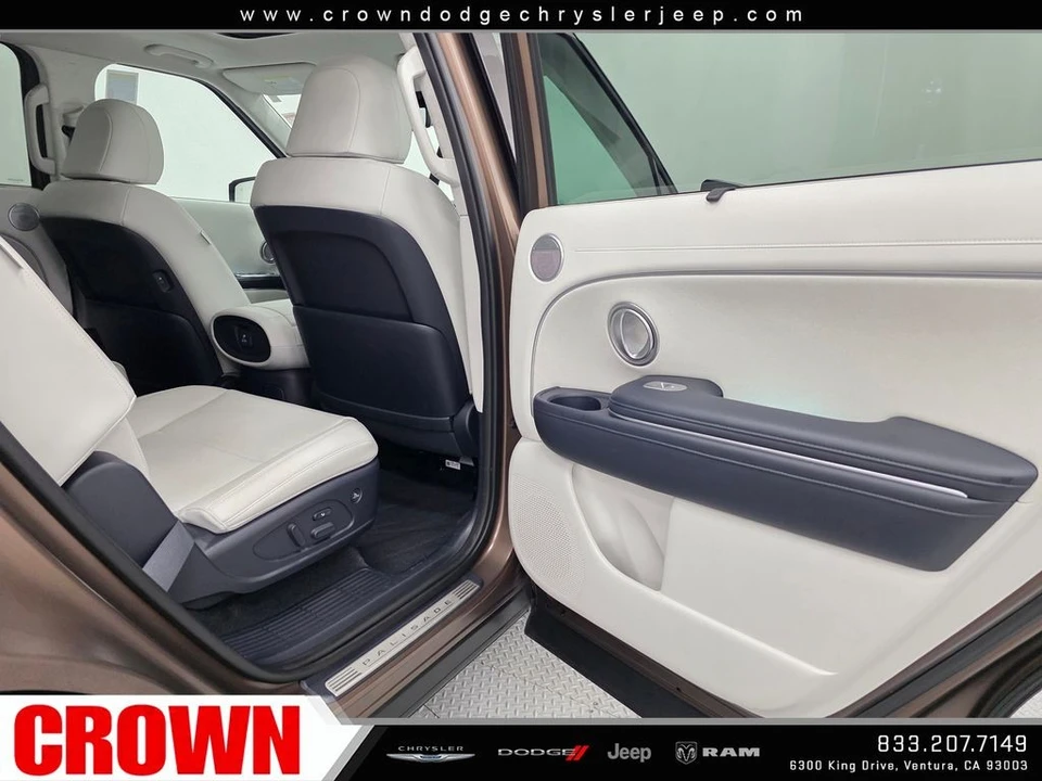 2026 Hyundai Palisade - Image 18 of 31