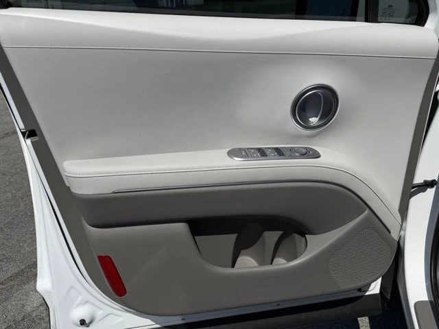 2026 Hyundai Palisade - Image 18 of 21