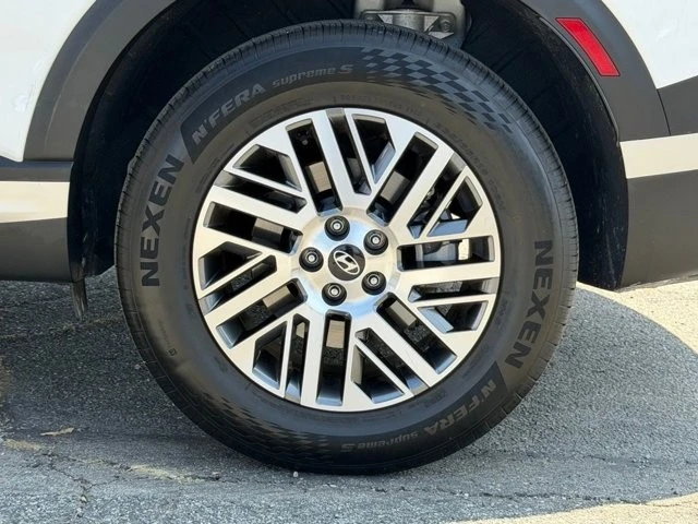 2026 Hyundai Palisade - Image 15 of 21
