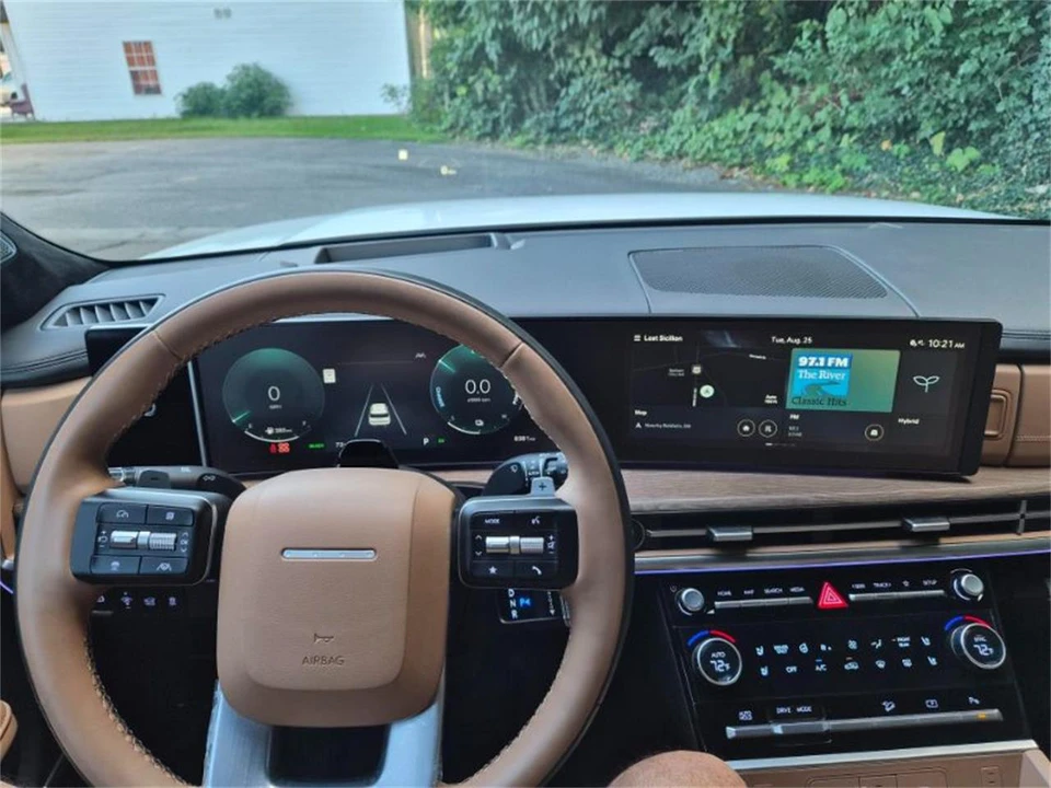 2026 Hyundai Santa Fe - Image 18 of 19