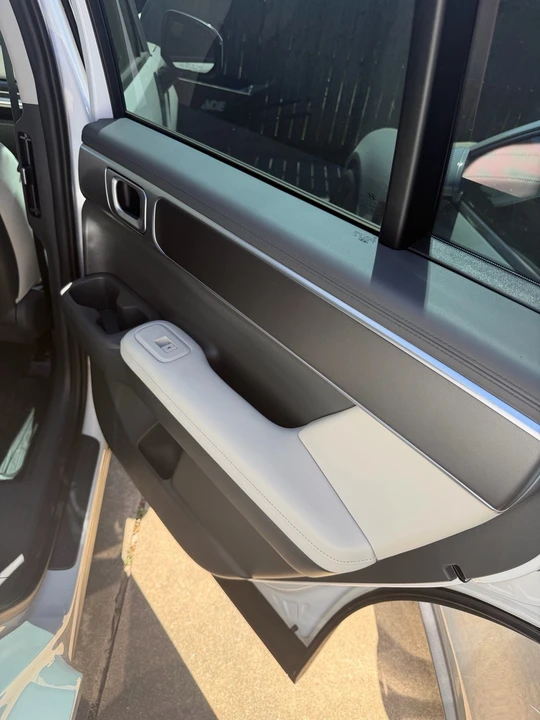 2026 Hyundai Santa Fe - Image 19 of 21
