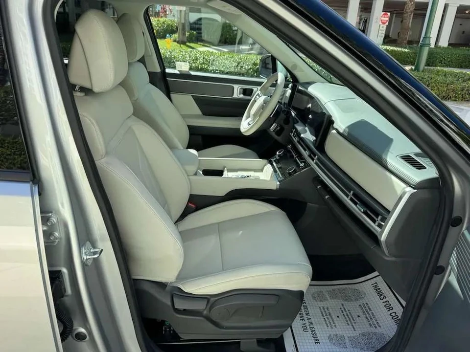 2026 Hyundai Santa Fe - Image 11 of 12