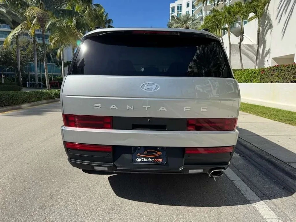 2026 Hyundai Santa Fe - Image 8 of 12