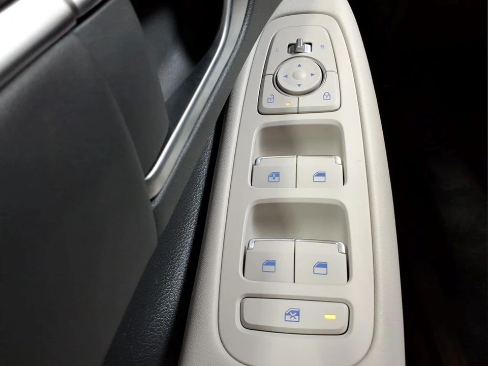 2026 Hyundai Sonata - Image 15 of 21