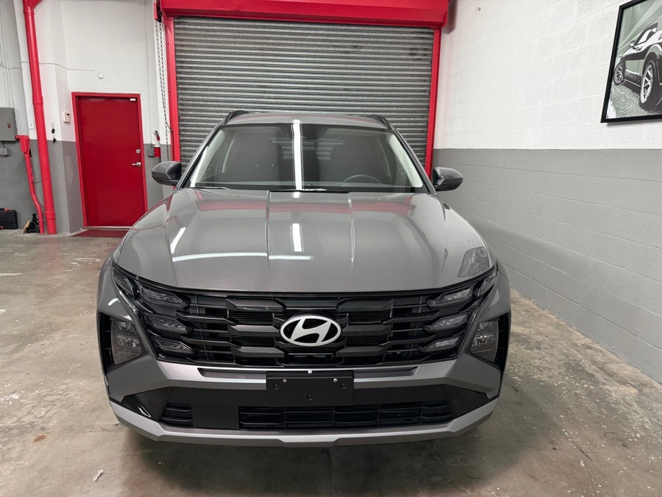 2026 Hyundai Tucson - Image 2 of 11