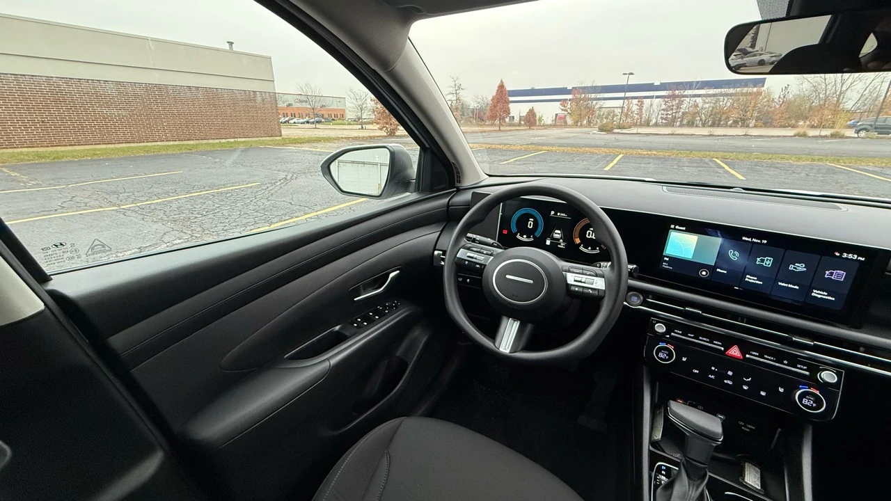 2026 Hyundai Tucson - Image 12 of 21