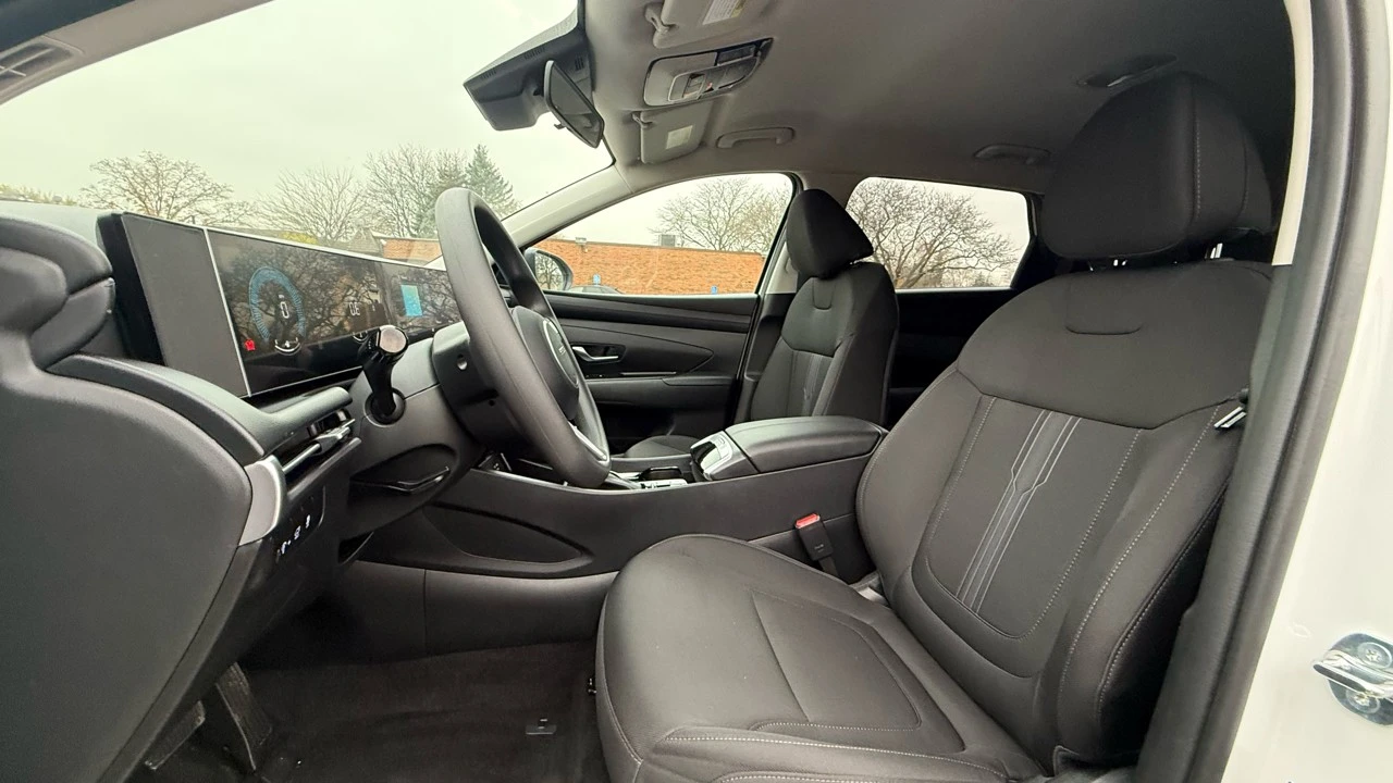 2026 Hyundai Tucson - Image 10 of 21