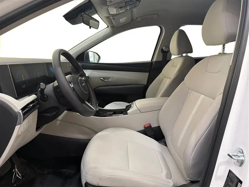 2026 Hyundai Tucson - Image 9 of 12