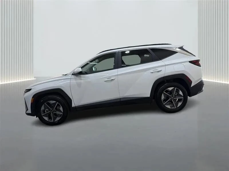 2026 Hyundai Tucson - Image 2 of 12