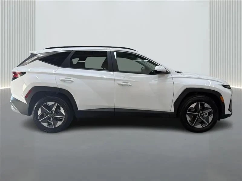 2026 Hyundai Tucson - Image 6 of 12