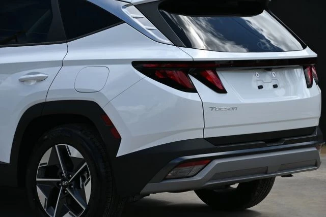 2026 Hyundai Tucson - Image 10 of 21