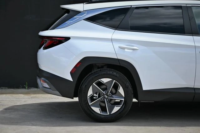2026 Hyundai Tucson - Image 14 of 21