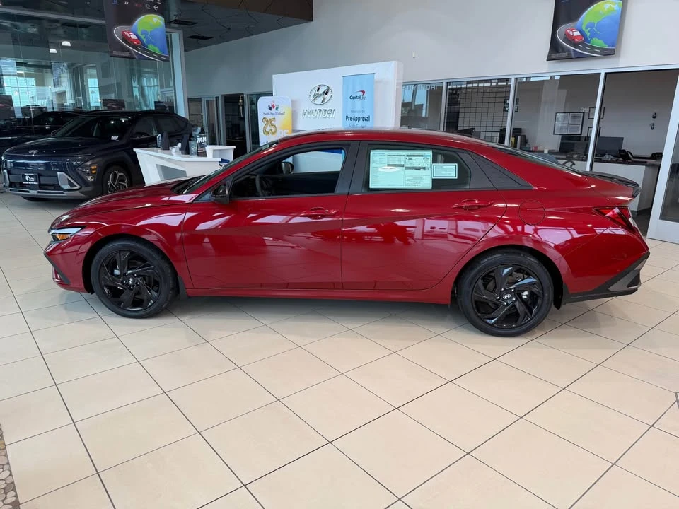 2026 Hyundai Elantra - Image 2 of 10