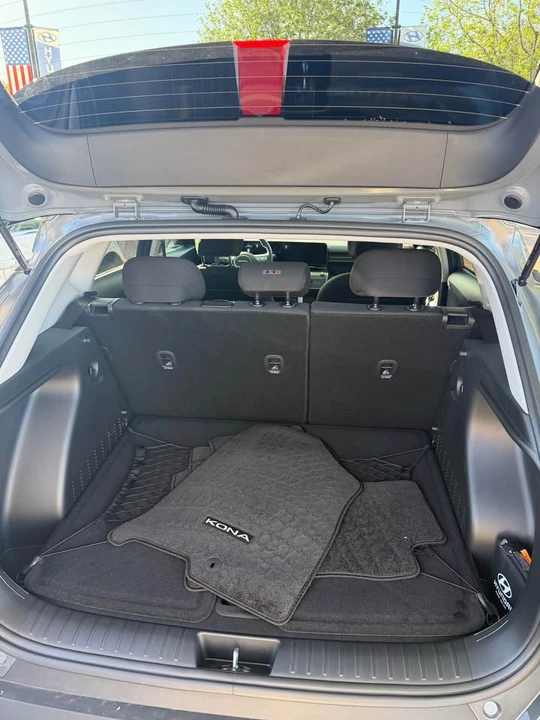 2026 Hyundai Kona - Image 9 of 10