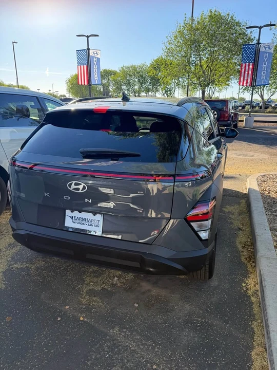 2026 Hyundai Kona - Image 3 of 10