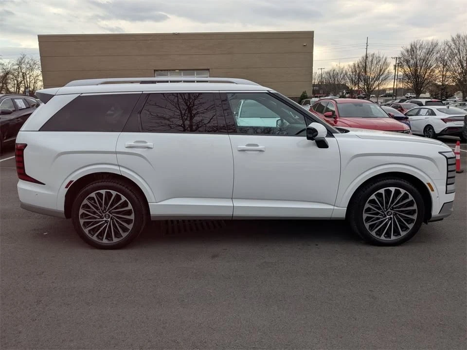 2026 Hyundai Palisade - Image 3 of 19