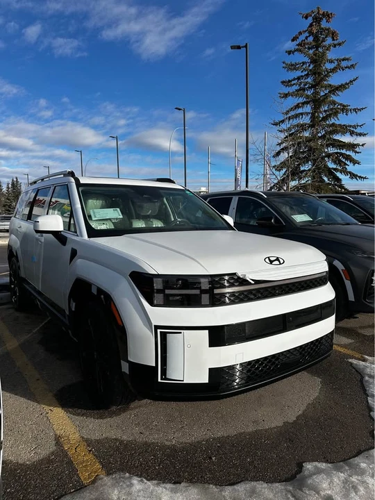 2026 Hyundai Santa Fe - Image 3 of 14