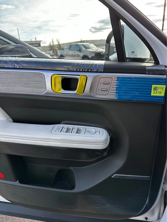 2026 Hyundai Santa Fe - Image 9 of 14
