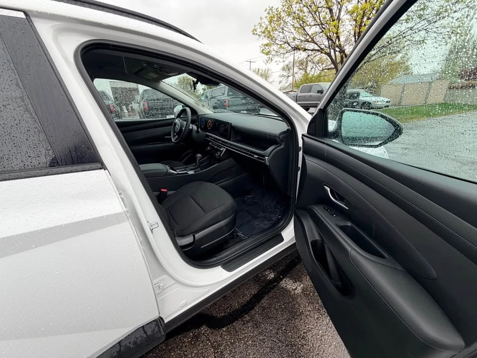 2026 Hyundai Tucson - Image 12 of 13