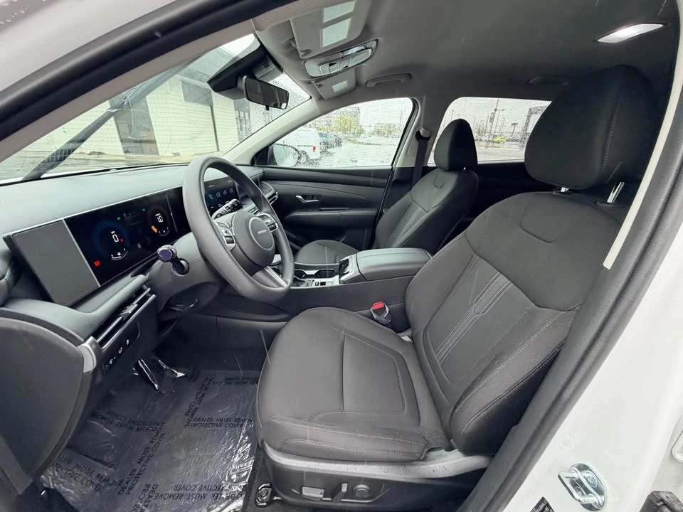 2026 Hyundai Tucson - Image 9 of 13