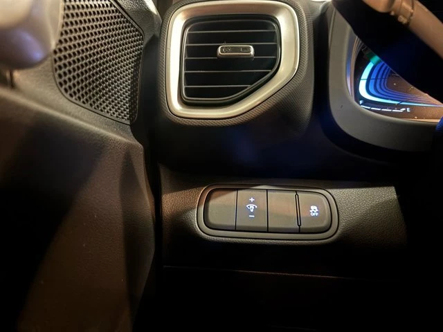 2026 Hyundai Venue - Image 17 of 20