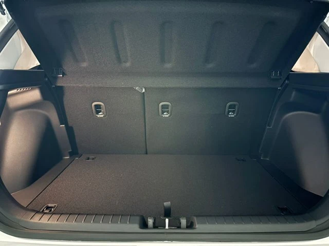2026 Hyundai Venue - Image 8 of 20