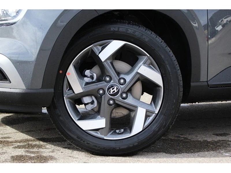 2026 Hyundai Venue - Image 10 of 20