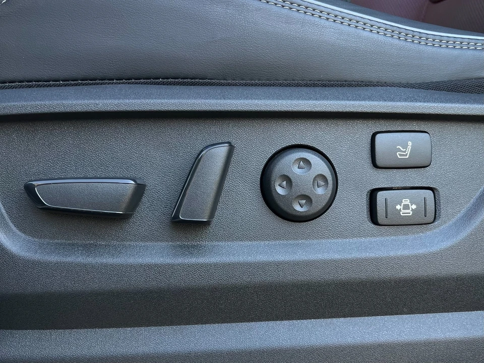 2026 Infiniti QX80 - Image 16 of 21