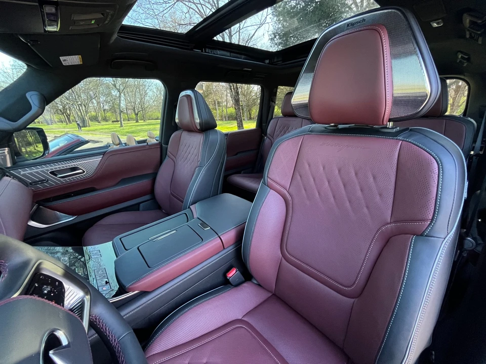 2026 Infiniti QX80 - Image 10 of 21