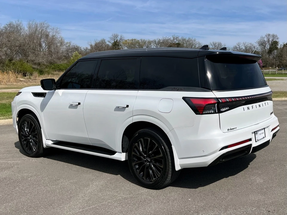 2026 Infiniti QX80 - Image 4 of 21