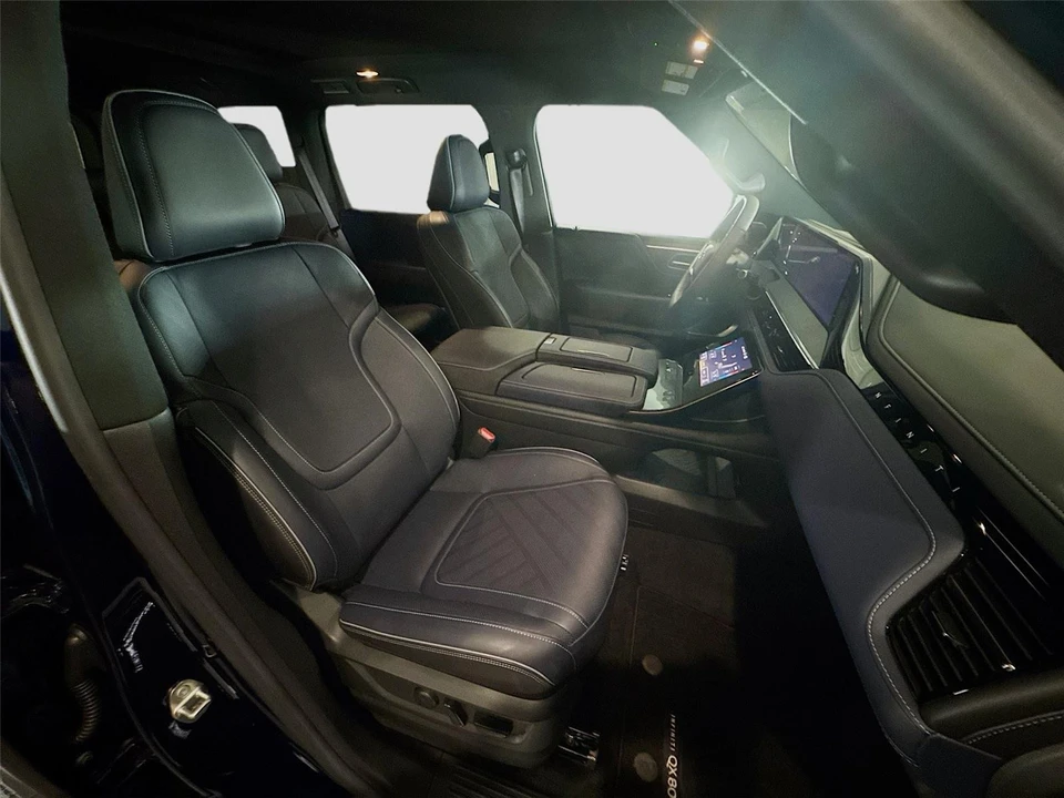 2026 Infiniti QX80 - Image 24 of 31