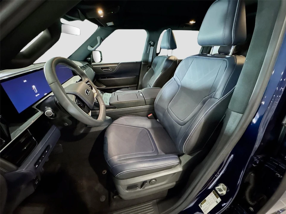 2026 Infiniti QX80 - Image 10 of 16