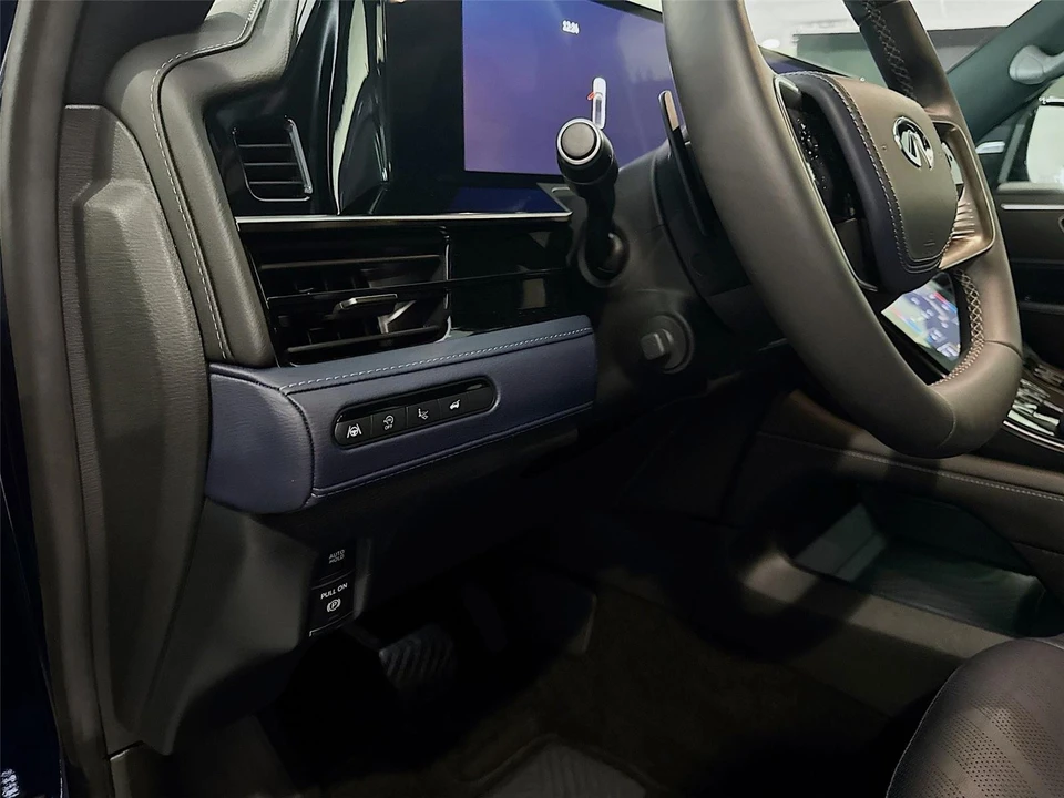 2026 Infiniti QX80 - Image 7 of 21