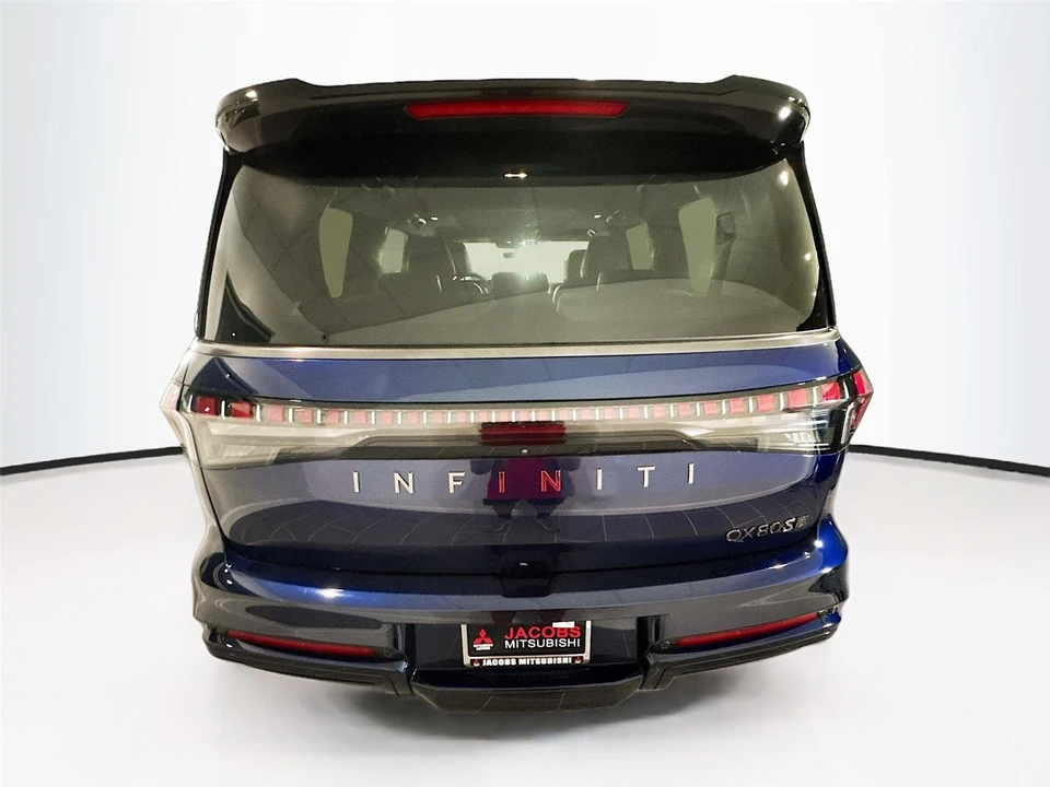 2026 Infiniti QX80 - Image 28 of 31