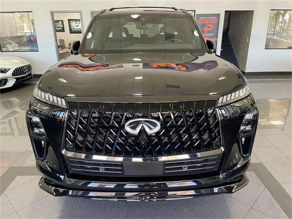 2026 Infiniti QX80 - Image 9 of 31