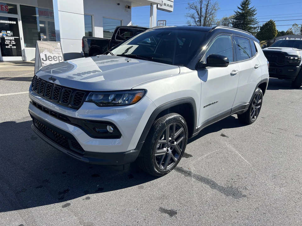 2026 Jeep Compass - Image 6 of 24