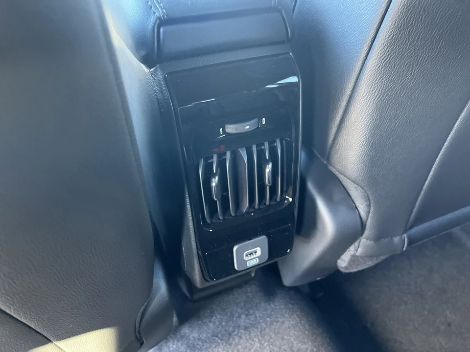 2026 Jeep Compass - Image 10 of 24
