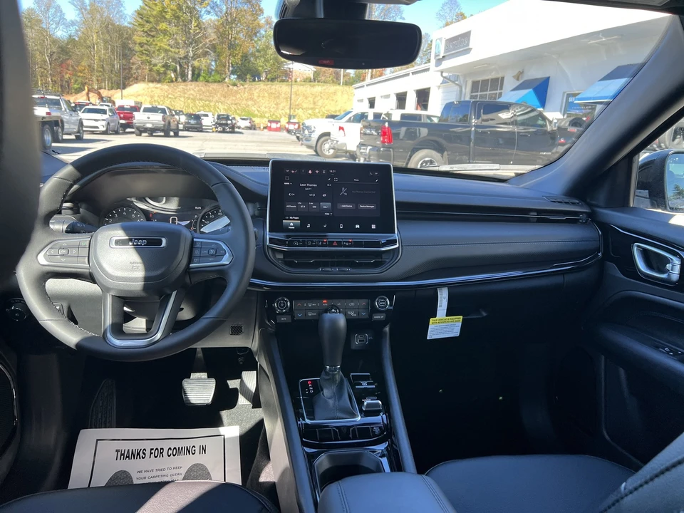 2026 Jeep Compass - Image 11 of 24