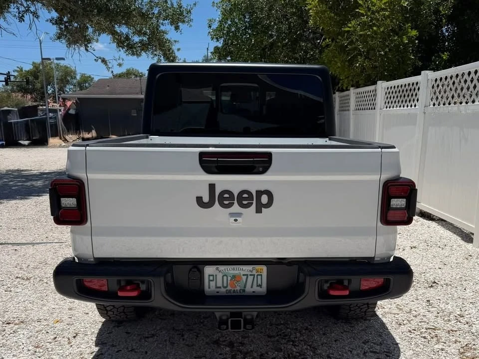 2026 Jeep JT Gladiator - Image 4 of 11
