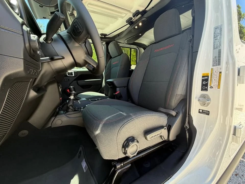2026 Jeep JT Gladiator - Image 10 of 11