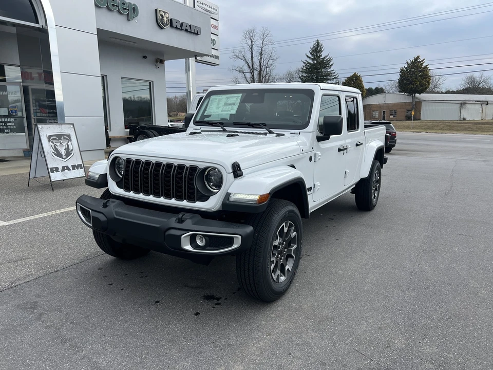 2026 Jeep JT Gladiator - Image 6 of 25
