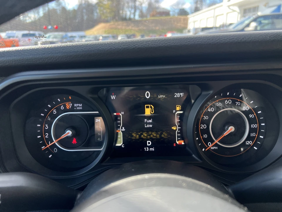 2026 Jeep JT Gladiator - Image 24 of 26